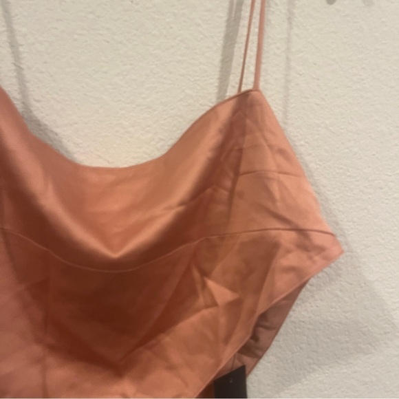 NWT Danielle Bernstein gold scarf top size medium tie back cropped - Picture 2 of 8